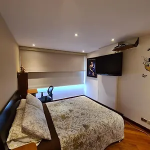 Tu Hogar Cerca A La Zona T Habitación en casa particular